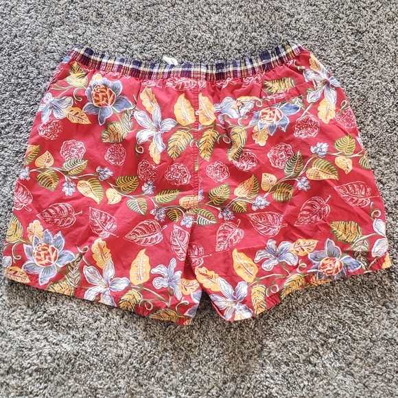 Eddie Bauer | Hawaiian Floral Bohemian Swim Shorts - Picture 4 of 4